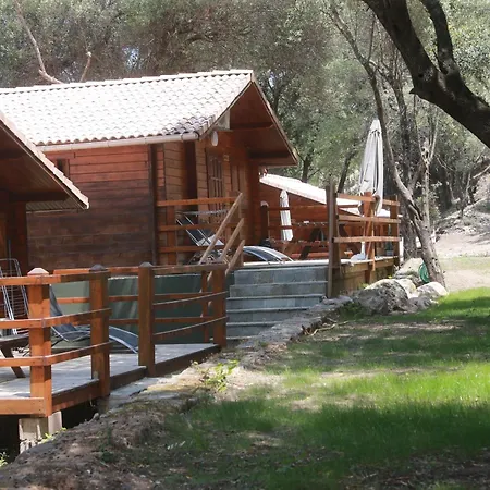 مكان تخييم Alivi Di A Restonica *